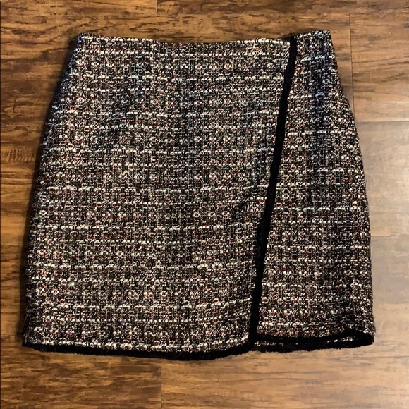 LOFT Dresses & Skirts - Black, Red, White twill LOFT Skirt
